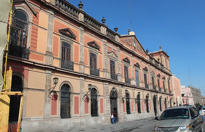 Se alista la UASLP para examen de admisión