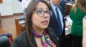 Diputada va contra la Ley Serrano