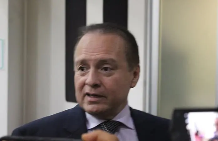 Habr&aacute; nuevas estrategias contra prestanombres: Barr&oacute;n