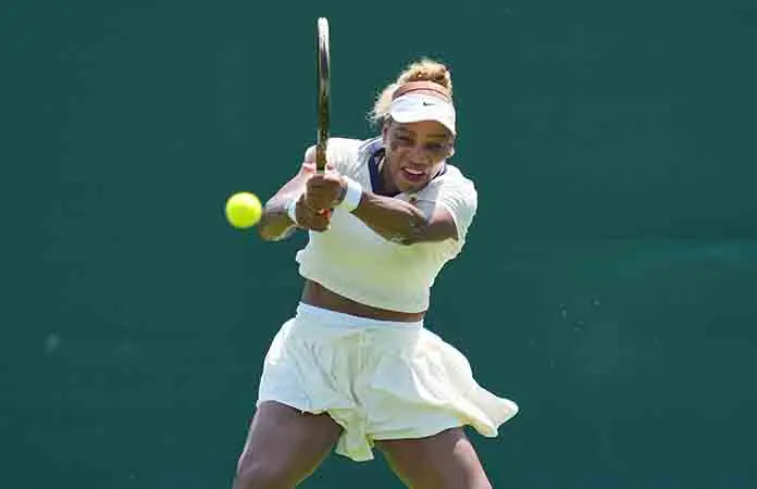 Serena Williams va ante rival joven
