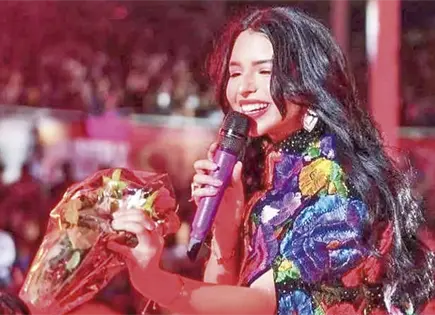 &Aacute;NGELA AGUILAR REAPARECE EN EL ESCENARIO