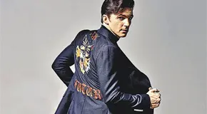 DRAKE BELL LLEGA  A LOS 40 A&Ntilde;OS