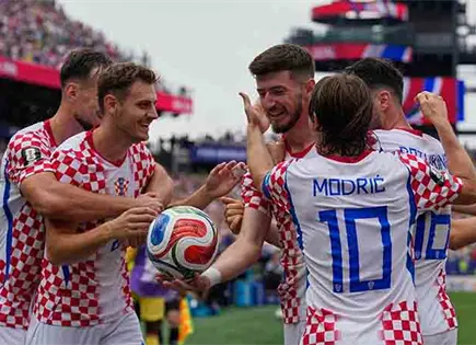 Nikola Vlasic le da el triunfo a Croacia