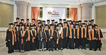 ¡ORGULLOSOS DE CONCLUIR LA PREPA! ¡ORGULLOSOS DE CONCLUIR LA PREPA!