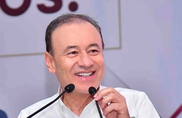 Pol&iacute;ticos de Morena, "soplones" de la DEA