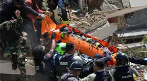 Se mantiene la fe tras rescate de sobrevivientes