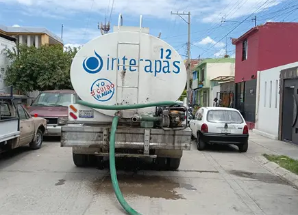 Sigue crisis por falla de El Realito