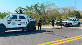 Asaltan a hombre y le quitan su auto