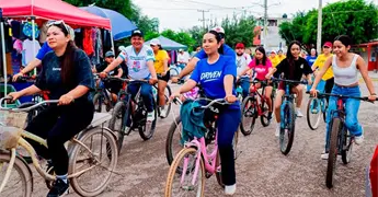 Celebran rodada de bicicletas lecheras