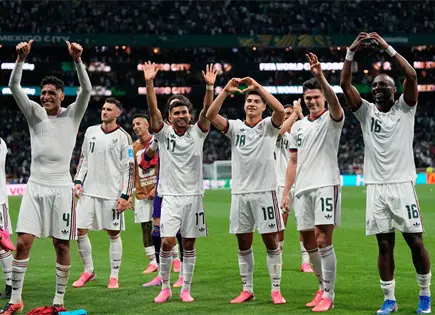 M&eacute;xico se prepara para duelo clave en Estadio Azteca