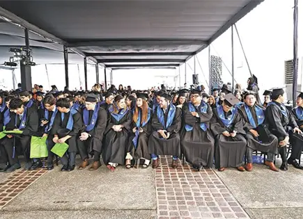 UNIVERSIDAD CUAUHT&Eacute;MOC CELEBRA LA GRADUACI&Oacute;N DE LA GENERACI&Oacute;N 2026