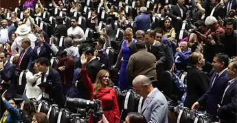 Crece con Morena la burocracia legislativa
