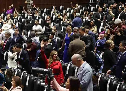 Crece con Morena la burocracia legislativa
