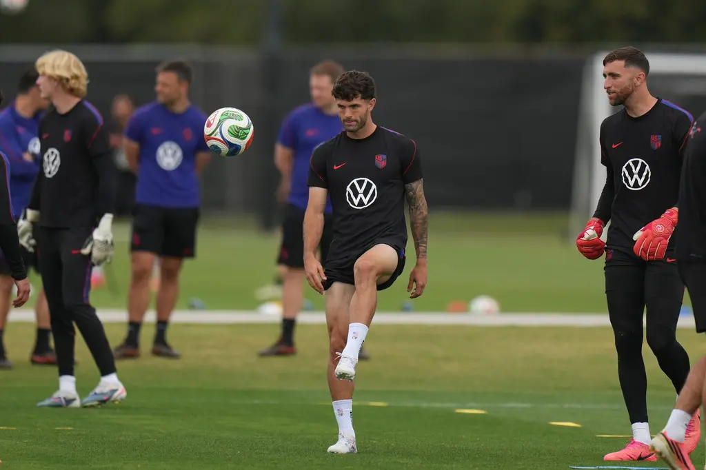 Estados Unidos se prepara para partido clave en Mundial 2022