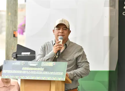 Gallardo niega contratos para buscar protecci&oacute;n en EU