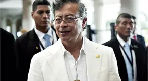 Gustavo Petro responde a Karol G