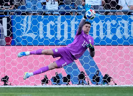 Orlando Gill ataj&oacute; penales y Paraguay elimin&oacute; a Alemania en Mundial