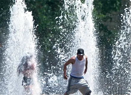 Servicio Meteorol&oacute;gico alerta calor extremo en Detroit y Grandes Lagos