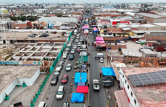 Aplican multas a conductores mal estacionados