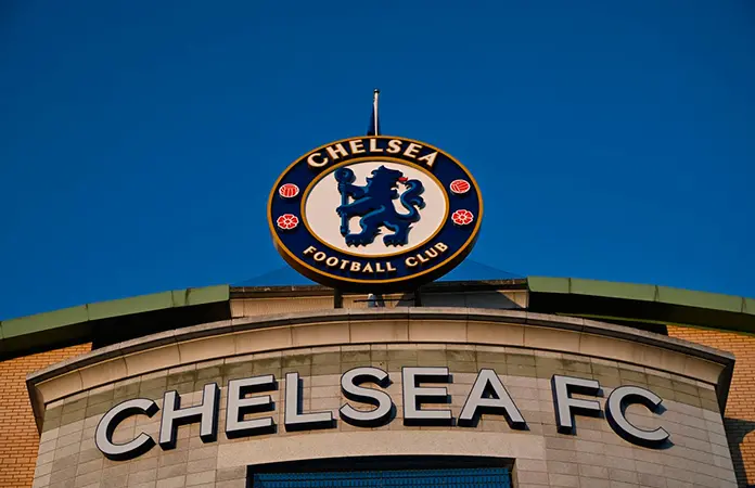 Chelsea evita gran multa de la UEFA