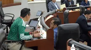Declina Armando Navarro asumir diputaci&oacute;n