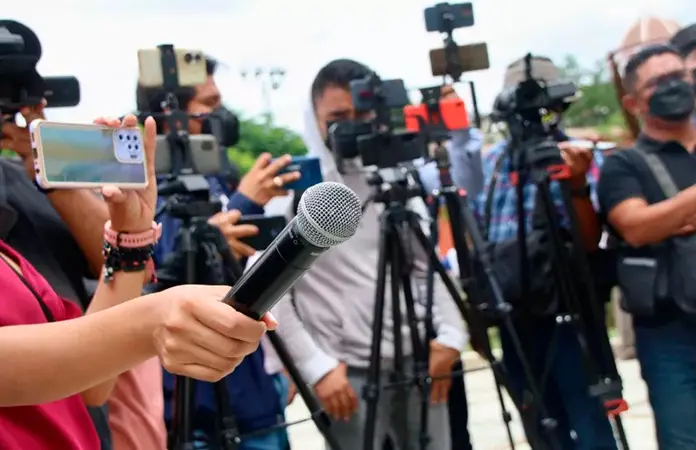 Regular la IA no debe dar lugar a censura