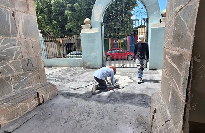 Rehabilitan atrio del Templo del Sagrario