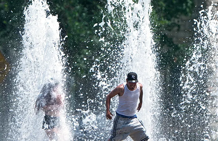 Sufren en EEUU por peligrosa ola de calor