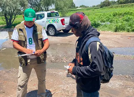 Coepris realiza saneamiento en colonias afectadas por lluvias en la capital