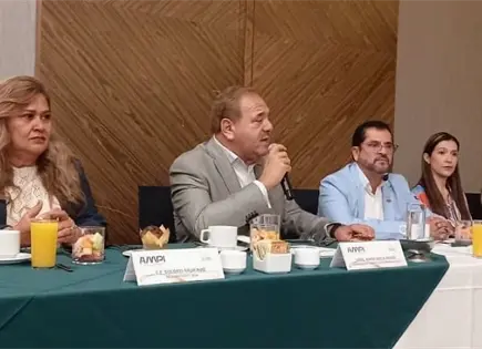 Defiende Sedeco contrato de despacho en EU para promover a SLP