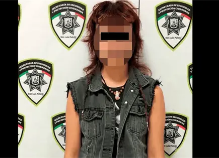 Detienen a mujer por presunta posesión de marihuana en el Centro Histórico Detienen a mujer por presunta posesión de marihuana en el Centro Histórico