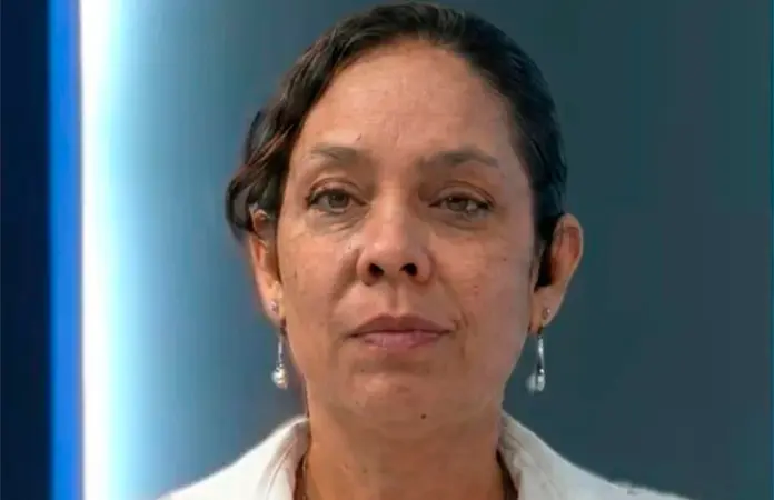 Esposa acusa a Víctor Rodríguez por violencia