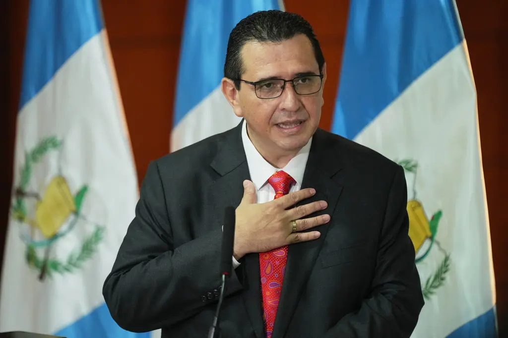 Fiscal general de Guatemala dice que polémica exfiscal formó un gobierno paralelo en su gestión