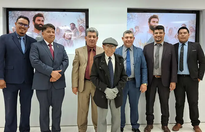 Invitan a asamblea de los Testigos de Jehová