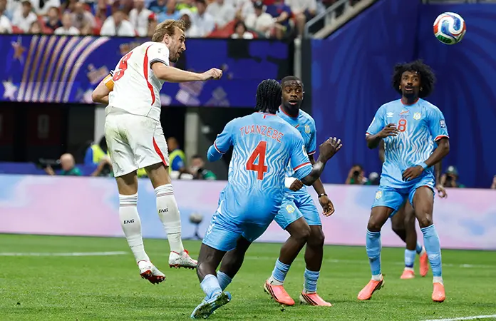 Kane rescata a Inglaterra