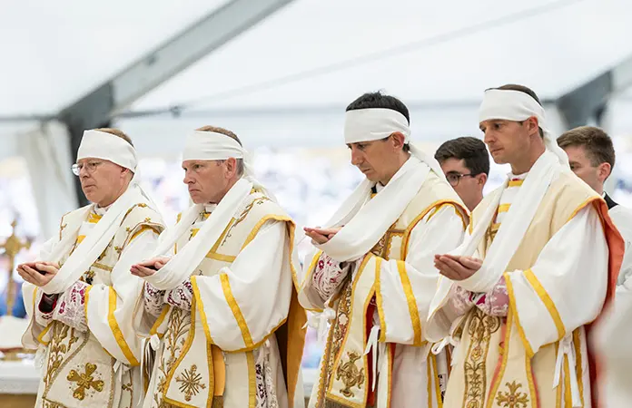 Los "lefebvrianos" desafían al Vaticano
