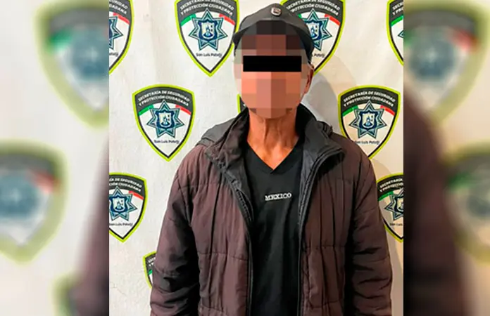 Pervertido se aprovecha de multitud en el Carmen