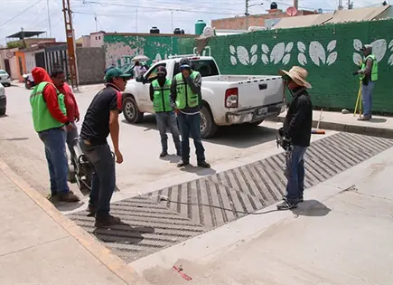 Atienden reportes de la poblaci&oacute;n ante insistentes lluvias
