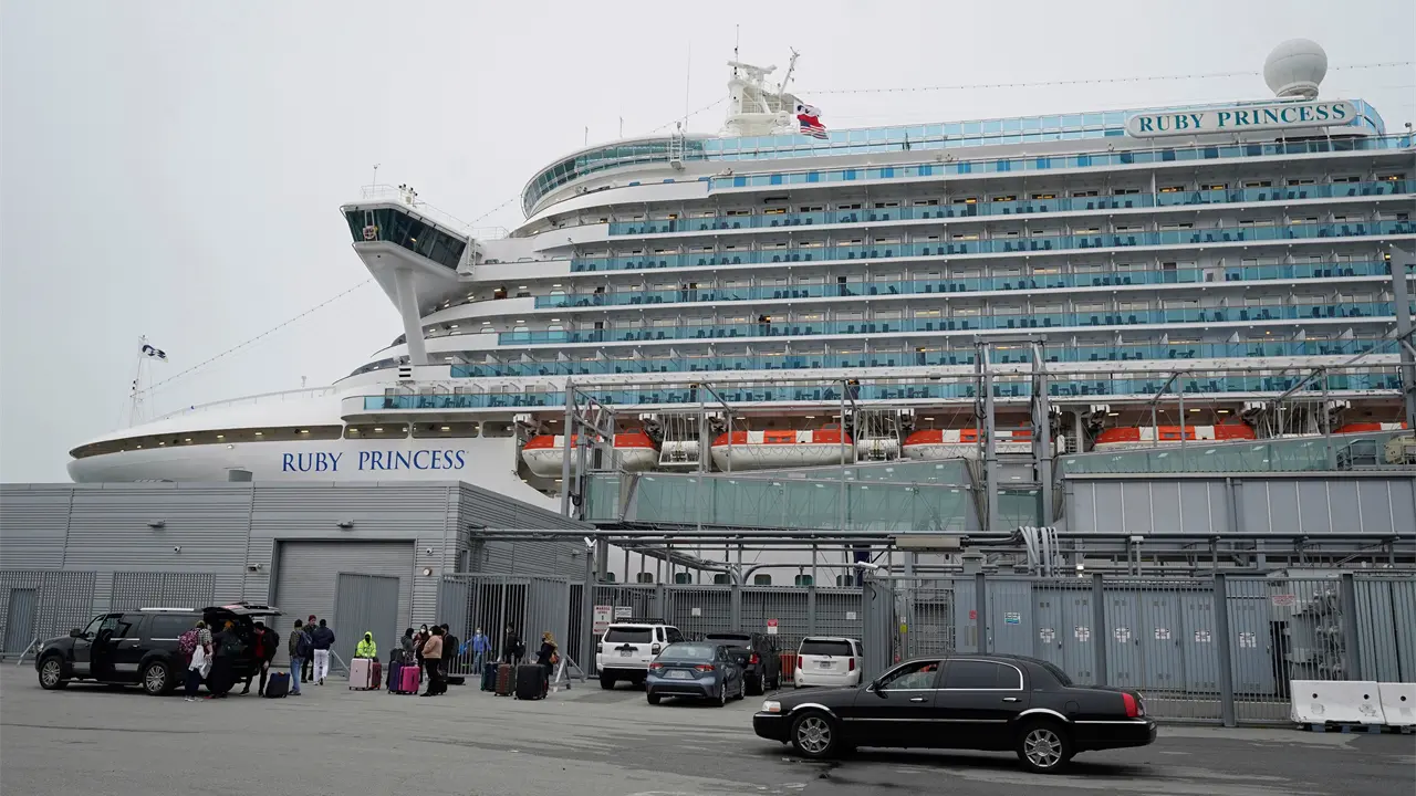 Brote de norovirus afecta a 125 en crucero Ruby Princess en San Francisco