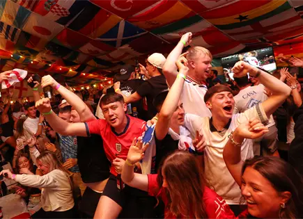 Keir Starmer autoriza horario extendido en pubs por partido de Mundial Keir Starmer autoriza horario extendido en pubs por partido de Mundial