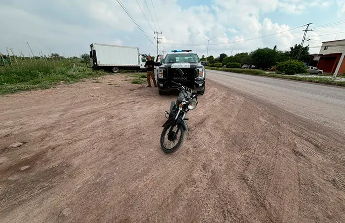 Policías recuperan motocicleta