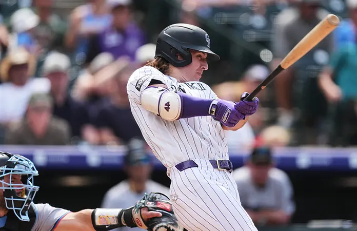 Rockies arrollan 14-4 a los Marlins