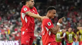 Suiza sin problemas derrota a Argelia 2-0