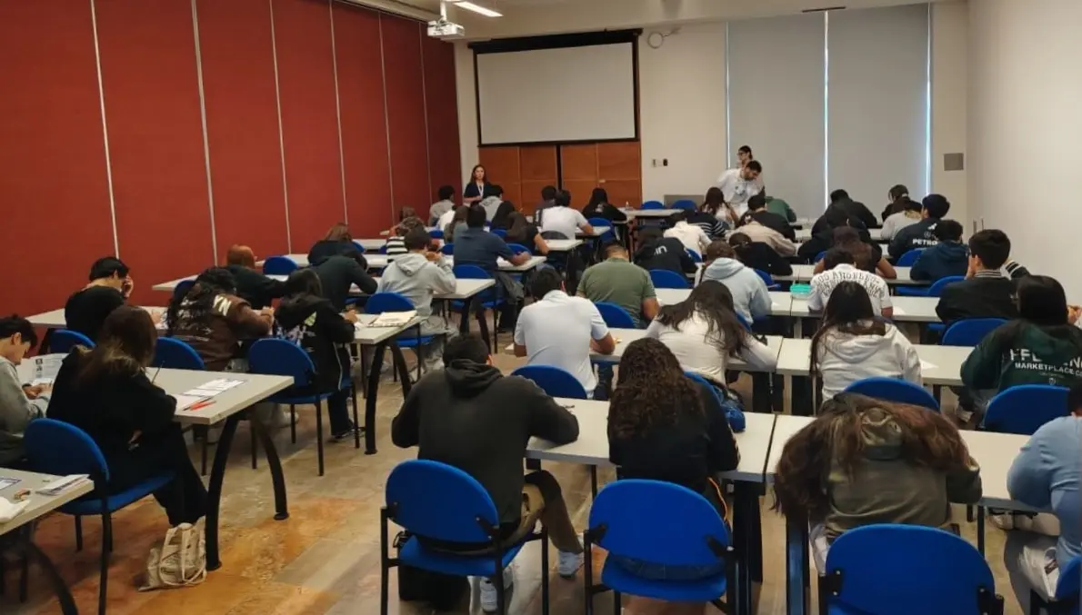 Video | Casi 15 mil aspirantes realizan examen de admisión a la UASLP