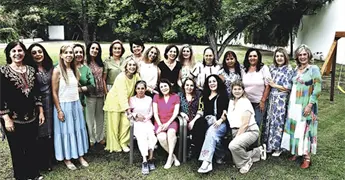 CELEBRAN 65 AÑOS DE VIDA CELEBRAN 65 AÑOS DE VIDA