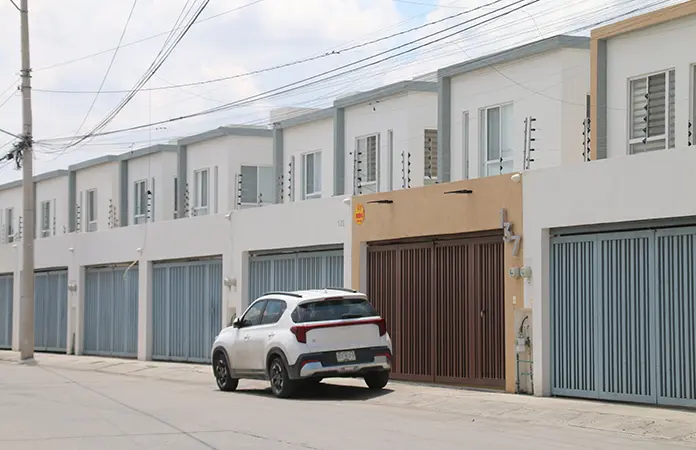 Contemplan la construcción de 1,400 viviendas en SGS