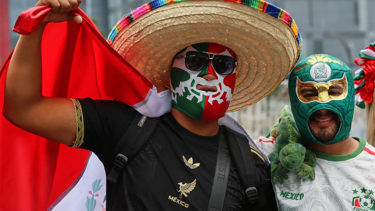 México recibe a Inglaterra en octavos de final con lluvia y seguridad reforzada
