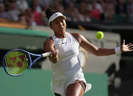Naomi Osaka avanza a cuartos en Wimbledon tras vencer a Sabalenka Naomi Osaka avanza a cuartos en Wimbledon tras vencer a Sabalenka