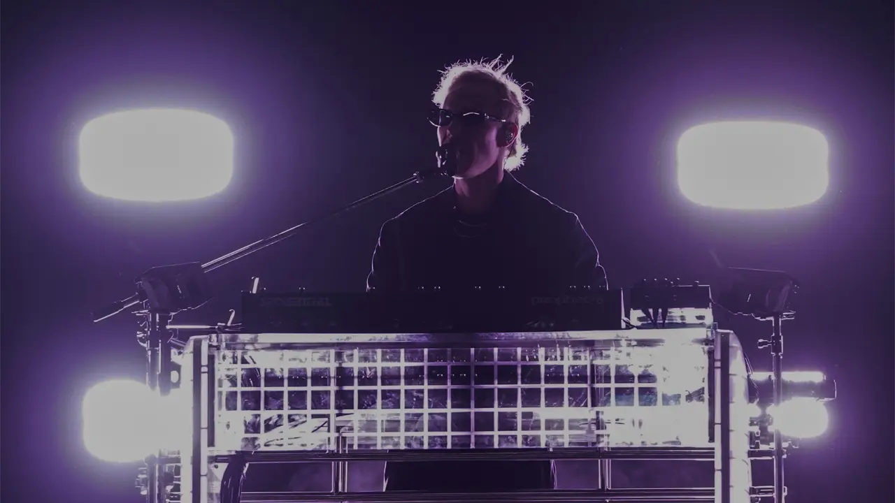Rüfüs Du Sol reúne a 67 mil personas en concierto en Ciudad de México
