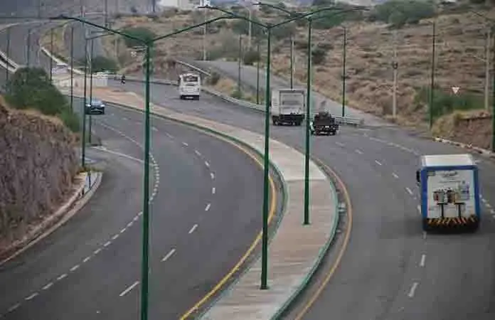 Arrancó gobierno obra sin contrato Arrancó gobierno obra sin contrato